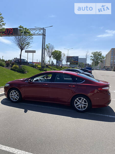Седан Ford Fusion 2016 в Києві