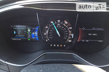 Седан Ford Fusion 2016 в 