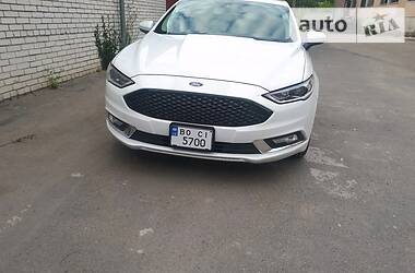 Седан Ford Fusion 2018 в 