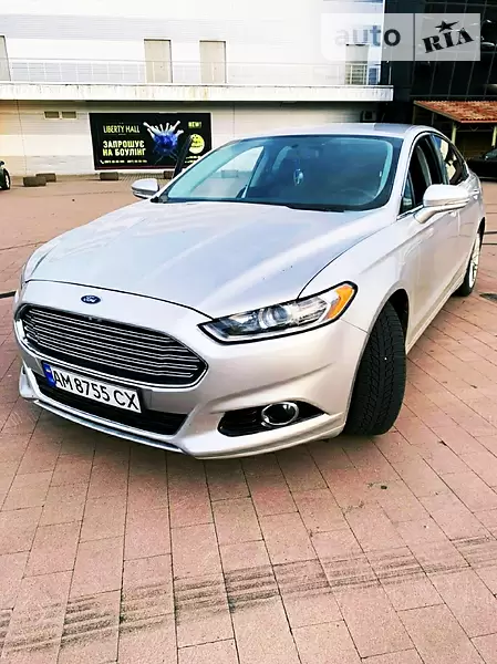Седан Ford Fusion 2013 в 