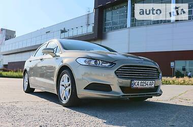 Седан Ford Fusion 2014 в Києві