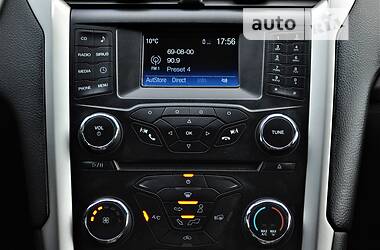 Седан Ford Fusion 2014 в Рівному