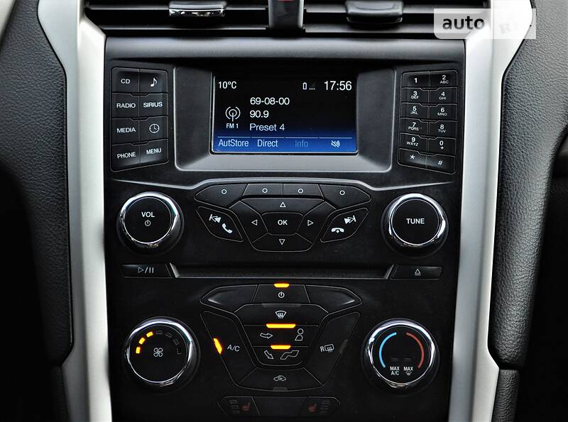 Седан Ford Fusion 2014 в Рівному