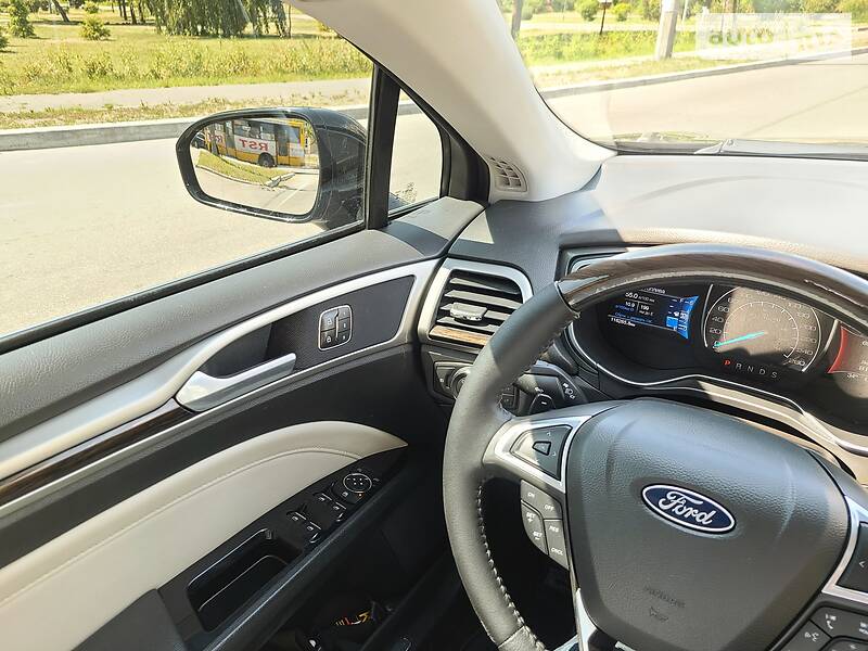 Седан Ford Fusion 2016 в Киеве
