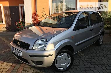 Хэтчбек Ford Fusion 2005 в 