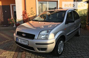 Хэтчбек Ford Fusion 2005 в 