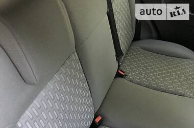 Хэтчбек Ford Fusion 2005 в 