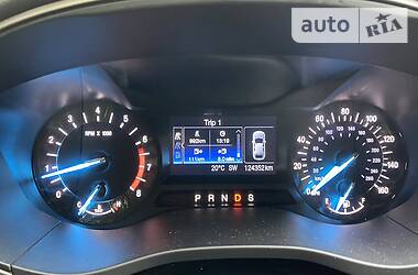 Седан Ford Fusion 2014 в 