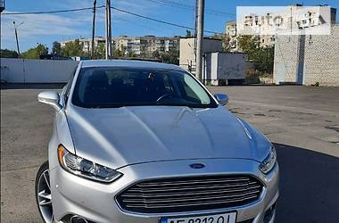 Седан Ford Fusion 2014 в Кривом Роге