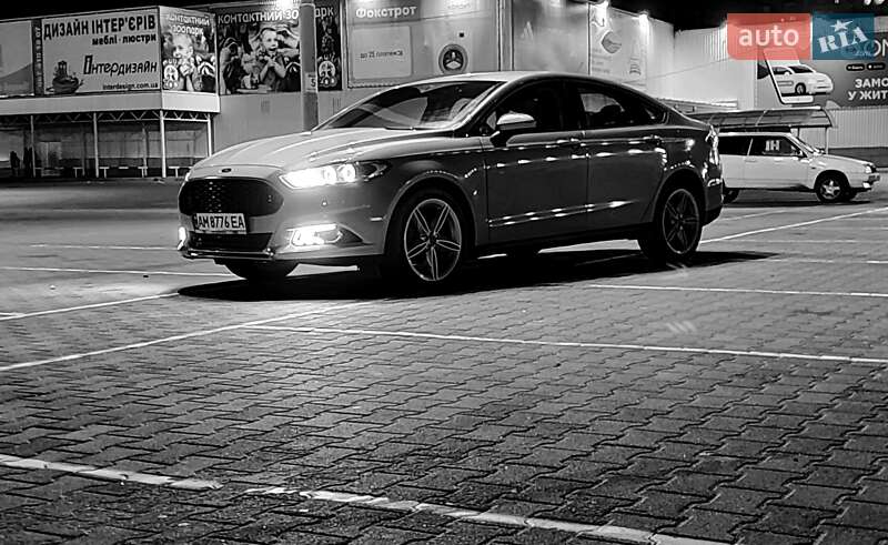 Седан Ford Fusion 2015 в Житомире