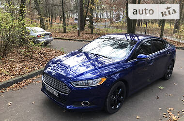 Седан Ford Fusion 2016 в Львове