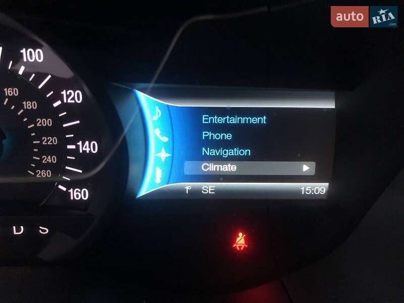 Седан Ford Fusion 2014 в Львове