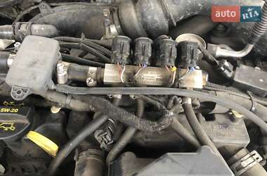 Седан Ford Fusion 2014 в 
