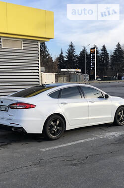 Седан Ford Fusion 2019 в Вінниці