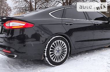 Седан Ford Fusion 2015 в 