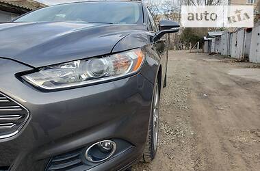 Седан Ford Fusion 2014 в Новой Каховке