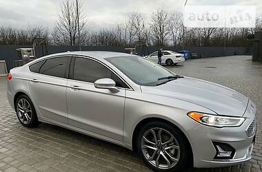 Седан Ford Fusion 2018 в Мукачевому