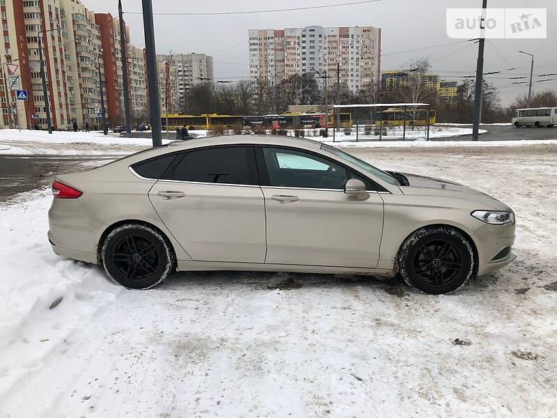 Седан Ford Fusion 2016 в Киеве