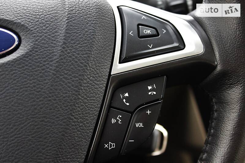 Седан Ford Fusion 2012 в Одесі