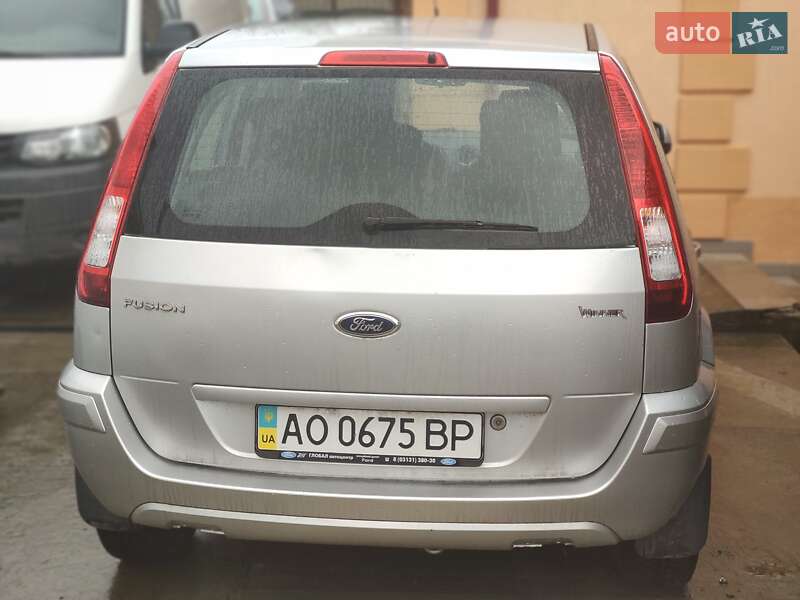 Хетчбек Ford Fusion 2012 в Мукачевому