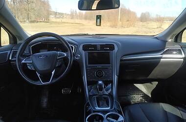 Седан Ford Fusion 2013 в Шостці