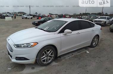 Ford Fusion 2016