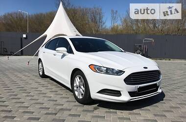 Ford Fusion 2015