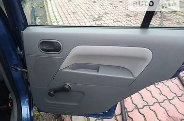 Хэтчбек Ford Fusion 2005 в 