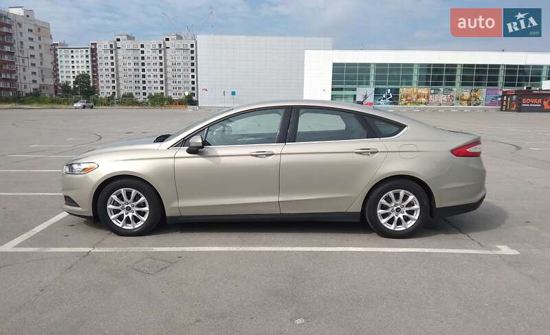 Седан Ford Fusion 2015 в Запорожье