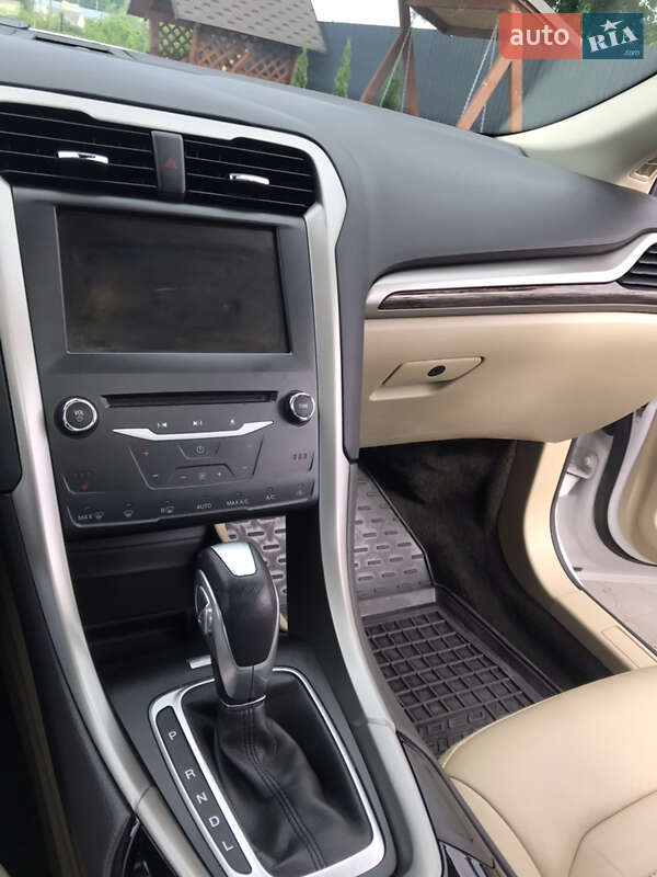 Седан Ford Fusion 2013 в Виноградове