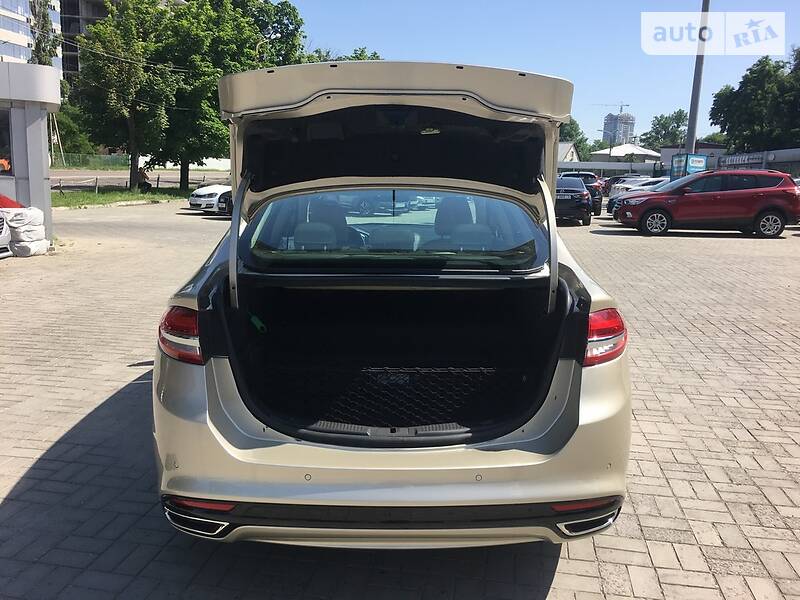 Седан Ford Fusion 2016 в Днепре