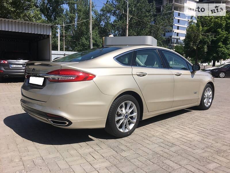 Седан Ford Fusion 2016 в Днепре