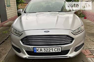 Ford Fusion sE 2015 Ford Fusion sE 2015