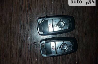 Седан Ford Fusion 2016 в 