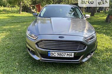 Седан Ford Fusion 2014 в 