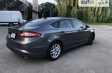 Седан Ford Fusion 2013 в Івано-Франківську