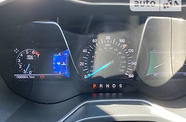 Седан Ford Fusion 2016 в 