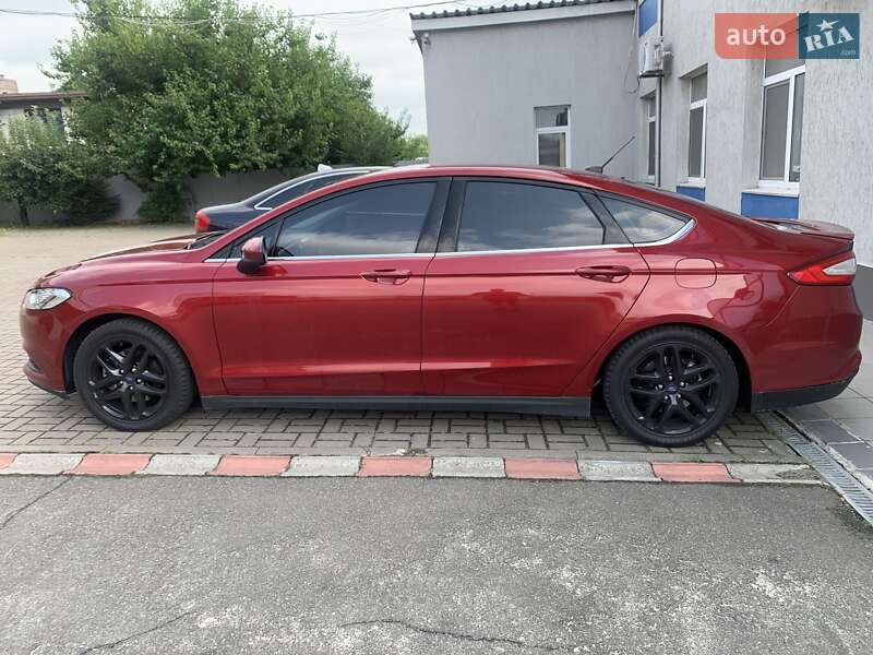 Седан Ford Fusion 2016 в Киеве