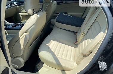 Седан Ford Fusion 2013 в 