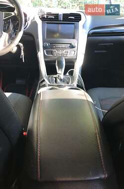 Седан Ford Fusion 2015 в Киеве