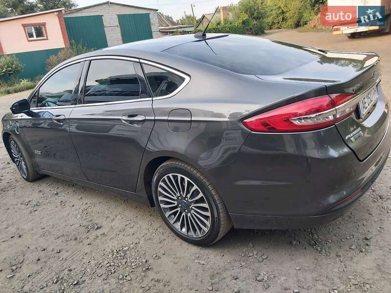 Седан Ford Fusion 2017 в Покрове