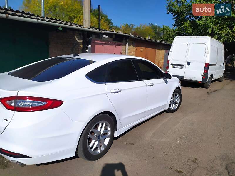 Седан Ford Fusion 2012 в Кропивницькому