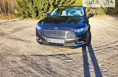 Седан Ford Fusion 2017 в Сарнах