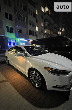 Седан Ford Fusion 2017 в Львові