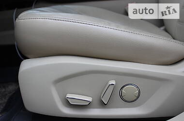 Седан Ford Fusion 2012 в 