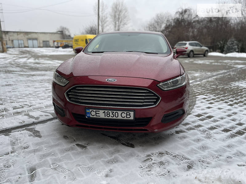 Седан Ford Fusion 2016 в Черновцах