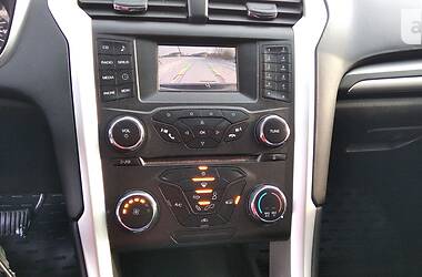 Седан Ford Fusion 2015 в Чернігові