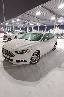 Ford Fusion 2016