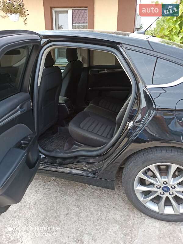 Седан Ford Fusion 2016 в Днепре