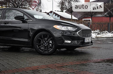 Седан Ford Fusion 2020 в Львове